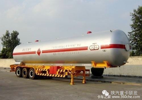 �����ؿ���M3000&nbsp;6X2Σ��Ʒ���䳵ǳ��