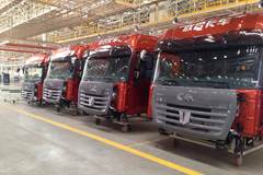 ����ᱬ���� ��������ƿ����ʽLNGǣ��