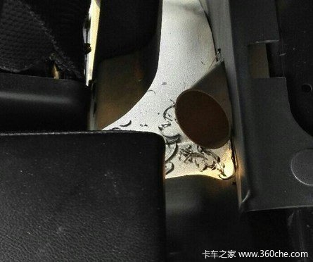 �Ȼ����ٰ���&nbsp;����J6P��װ���Ͷ���ů��