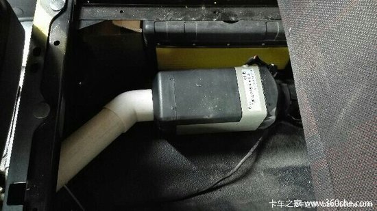 �Ȼ����ٰ���&nbsp;����J6P��װ���Ͷ���ů��