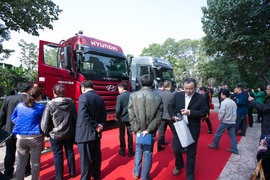 四川现代2015南会召开