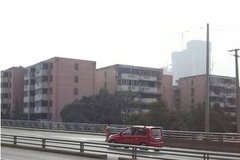 ��������ײ���� ��������ͣ�������³�