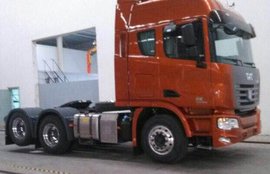 联合卡车9气囊牵引车