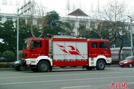 双头消防车现南京街头