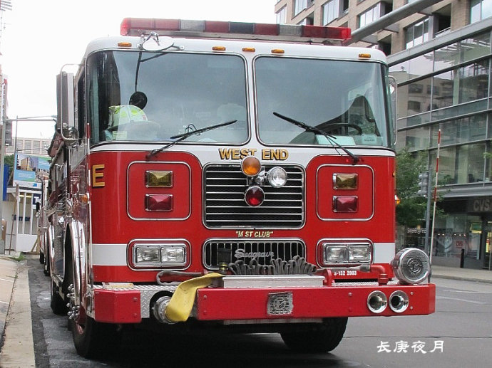 亮瞎了美国西格雷夫牵引式云梯消防车图片列表