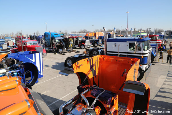 �����в�����չ������������װ����