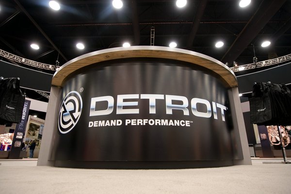 �����в�����չ&nbsp;�����ɷ�����������Լ