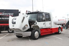 MATS:福莱纳展牵引车