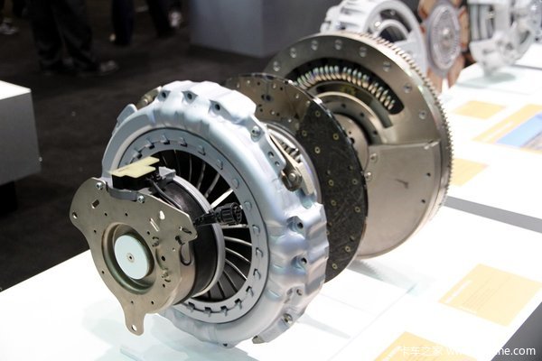 չ8��AT������&nbsp;�ɰ���Я4���Ʒ�ֳ�չ