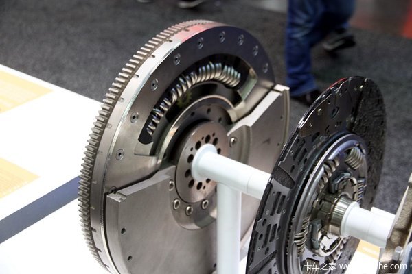 չ8��AT������&nbsp;�ɰ���Я4���Ʒ�ֳ�չ