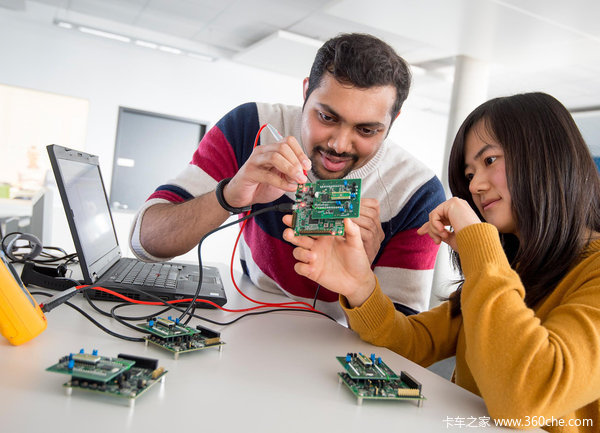 �������żƻ�ȫ����ļԼ12,000����Ա��