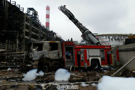 斯堪尼亚消防车被烧毁