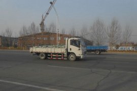 一汽凌源轻卡路试谍照