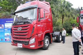 创虎轻量化牵引车上市