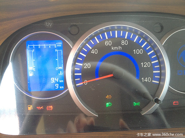 ��ǰ�׽���&nbsp;���϶����������6.28��Ԫ