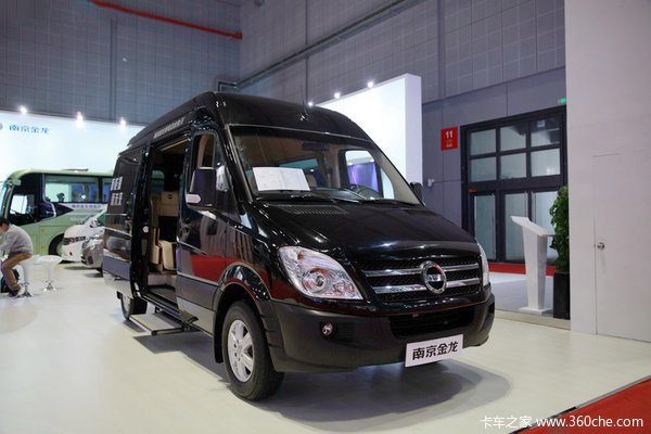 �Ϻ���չ��8��VAN˭���ɳ����������