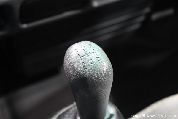 �Ϻ���չ���������Ῠ��Ʒһ���ӿ���