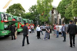 华菱上海揽112台订单