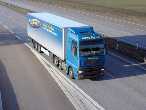 ȫ��1����Ӫ���ٴ��¸�&nbsp;�����칫���Ʊ�