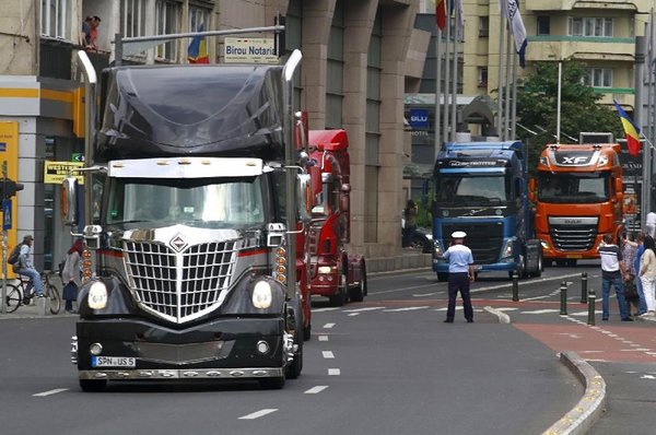 ��װ��������������&nbsp;����ŷ����ģչ