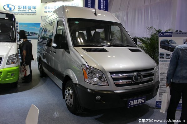 VAN新车型异曲同工