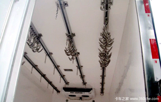 行駛在夏日中的大冰箱 冷藏車(chē)要這樣選