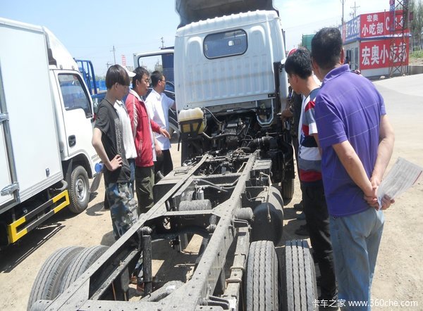 Ծ���Ῠ����չ������վ&nbsp;�ֳ���������