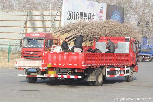 把家安在车轮上 卡车司机日常生活实录
