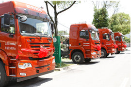 联合卡车上海签296辆