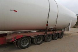 LNG超大型储罐车运输