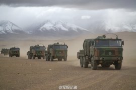 雪域高原卡车炮部队