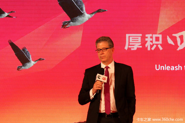 �ڻ�40���꣡����˹Я����ҵ��鹲��ף