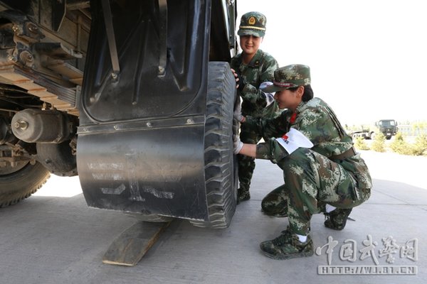 ������������̥&nbsp;��ҽ�����ӱ���Ů����