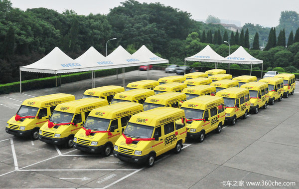 �������&nbsp;��ά��10��������·���£�