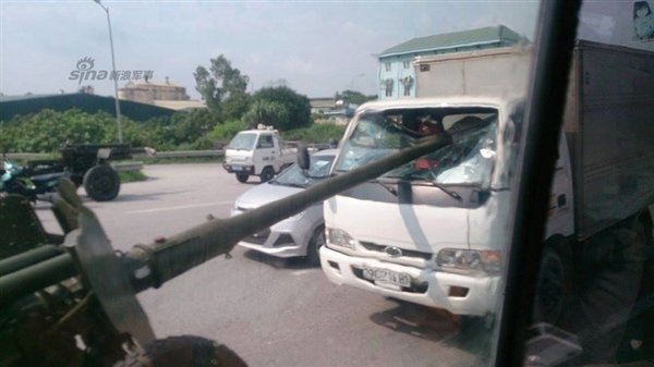 ��������һ��&nbsp;��Խ�ϻ���׷β��ũ��