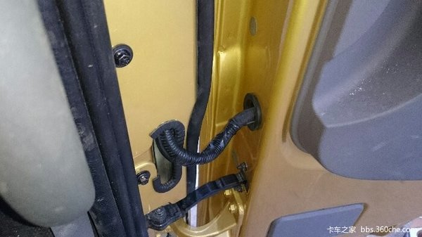 ��֤�ݷ�����&nbsp;���ְ�װ��·�г���¼��