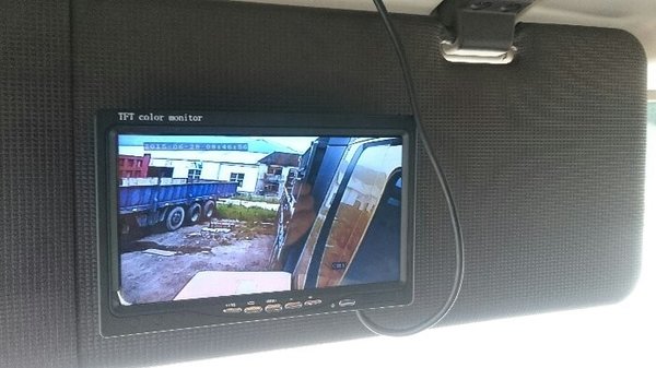 ��֤�ݷ�����&nbsp;���ְ�װ��·�г���¼��