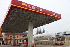 ȡ������������ 7��LNG�۸������µ�