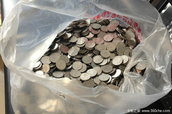 ���ˣ���ݸ���Ӿ���17����Ǯ�����򿨳�