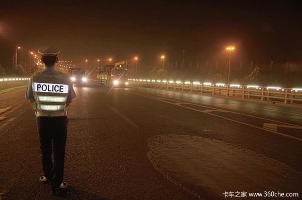 GB1589�޶���&nbsp;��һ�����˾���ǵ��ź�