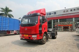 解放推J6L港口牵引车