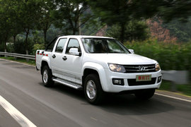 骐铃T7皮卡大饱眼福