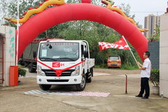 2015�����Ῠ������ Ѱ�ҳɶ�����һ��