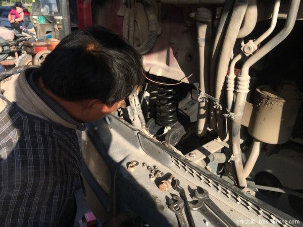 ˭˵������Ťס�ഺ����&nbsp;4��609��װ��