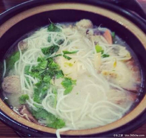 '��ͷǿ'������Ӣ�ۣ����߹��ĵ��幫·