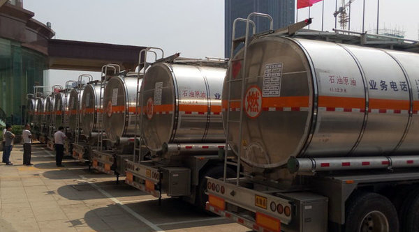 ����50�ֶ�180̨&nbsp;�м��������Ͻ�Һ�޳�