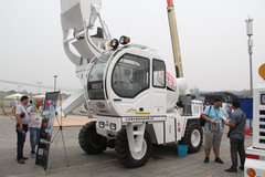 BICES 2015��������װ�ϵ�ˮ����賵