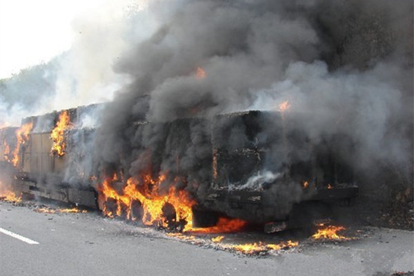 ������������ͷ&nbsp;����˲���ɡ��𳵡�