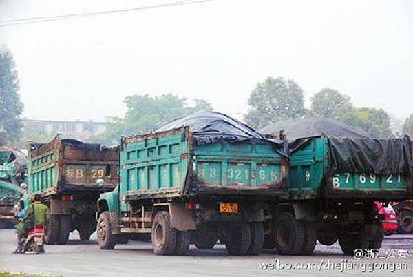 ����1�ֳ���50��&nbsp;��̨������߳��ؼ�¼