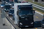 试驾进行时 无人驾驶卡车将不再是神话